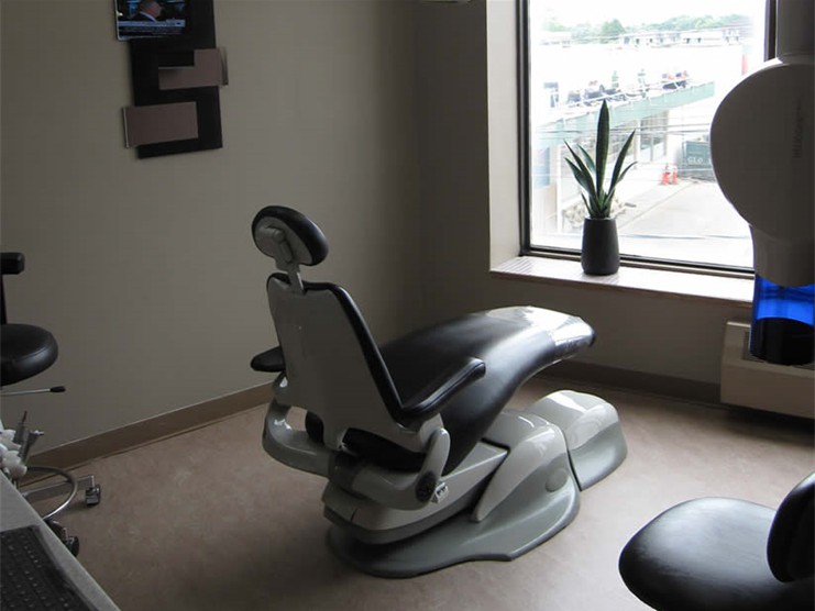 Inside Broadview Dental Clinic — Riverdale dental office (photo 3)