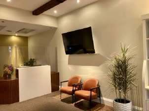 Broadview Dental Clinic’s facility at 175A Danforth Avenue, Toronto